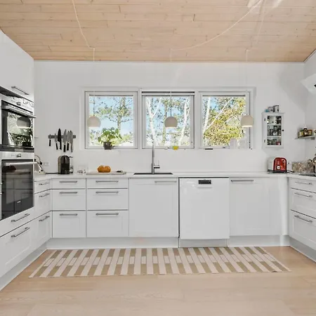 In With House Sea View Prázdninový dům