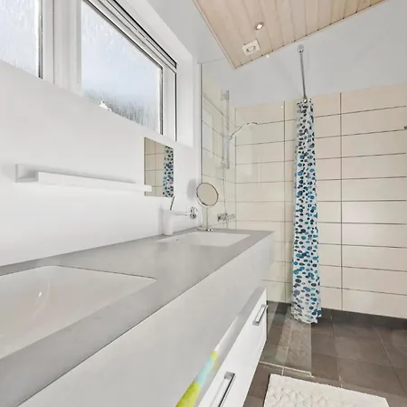 In With House Sea View Prázdninový dům Højby